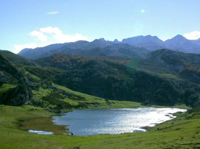  Lake in Covadonga 